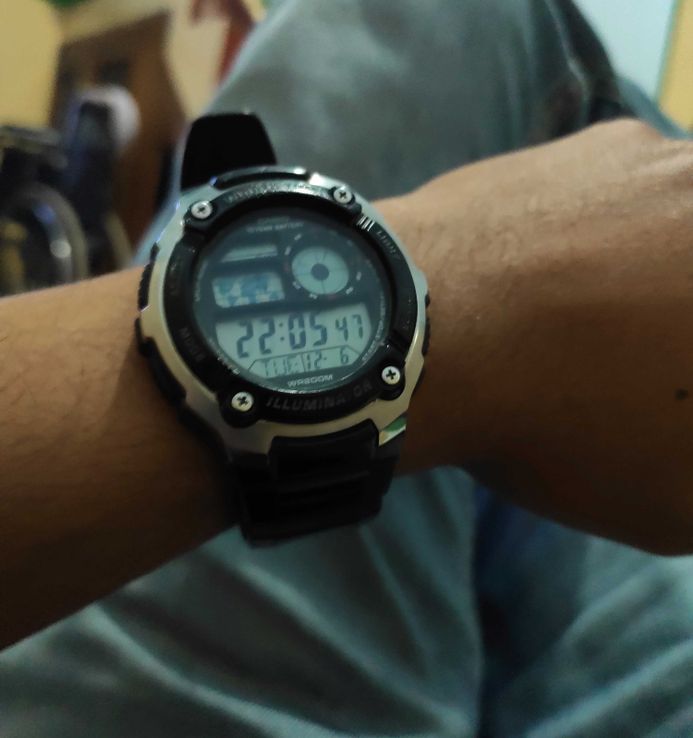 Casio ae 2100w review top