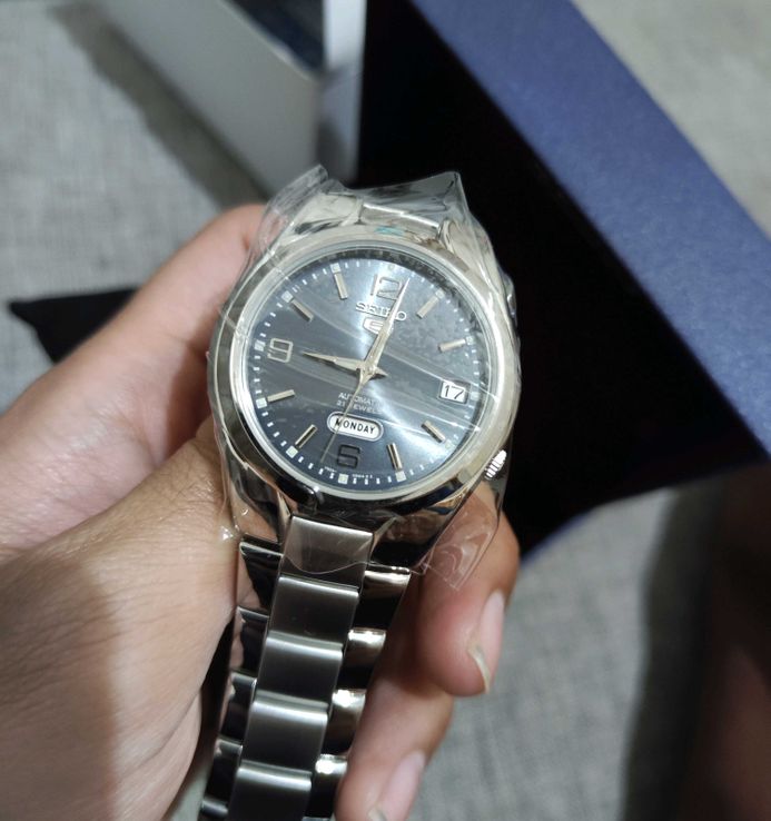 美品セイコー5 SNK621K1 自動巻き 腕時計 ブルーグレー