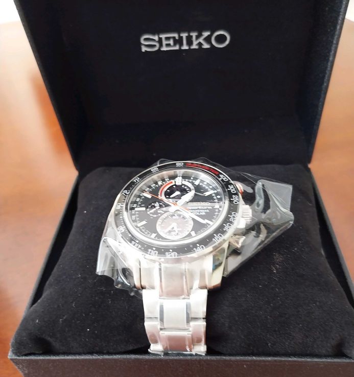 Seiko ssc357p1 on sale