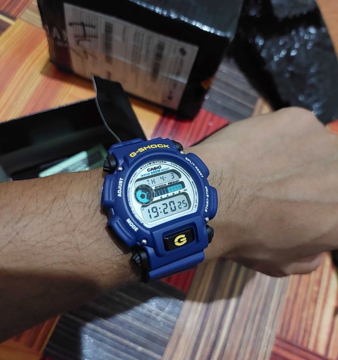 Casio G-Shock DW-9052-2V DW-9052-2VDR Men Digital Dial Blue