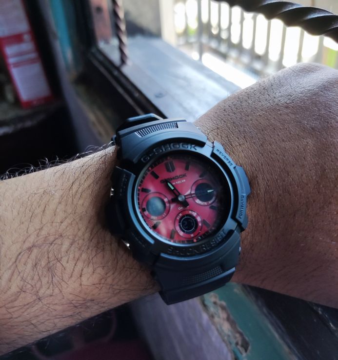 Casio G-Shock AWR-M100SAR-1A AWR-M100SAR-1ADR Black X Red Casio G-Shock AWR-M100SAR-1A AWR-M100SAR-1ADR Black X Red