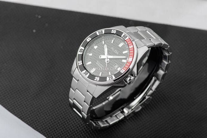 Alba Active AG8L97X1 Men Black Patterned Dial Stainless Steel Strap