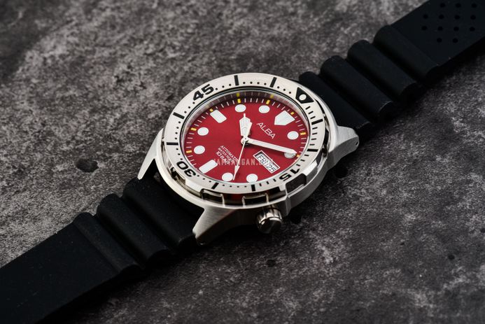 Alba Mechanical AL4381X1 Men Red Dial Black Silicone Strap