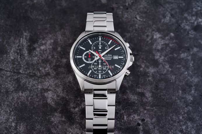 Alba Active AM3943X1 Men Chronograph Black Dial Stainless Steel Strap