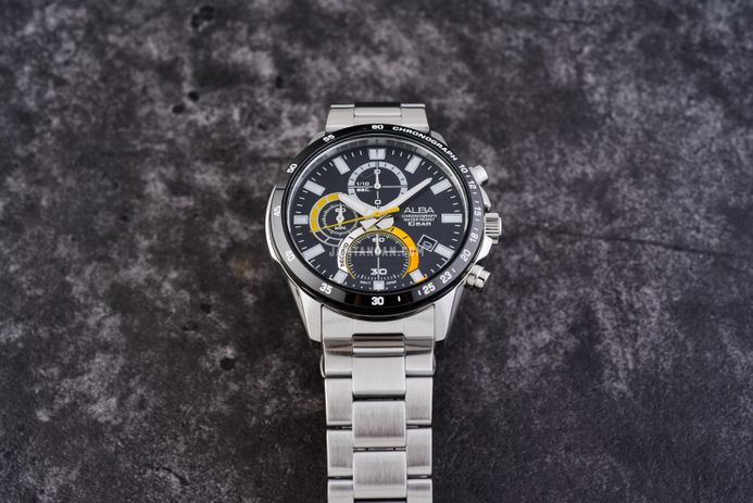 Alba Active AM3963X1 Chronograph Men Black Dial Stainless Steel Strap