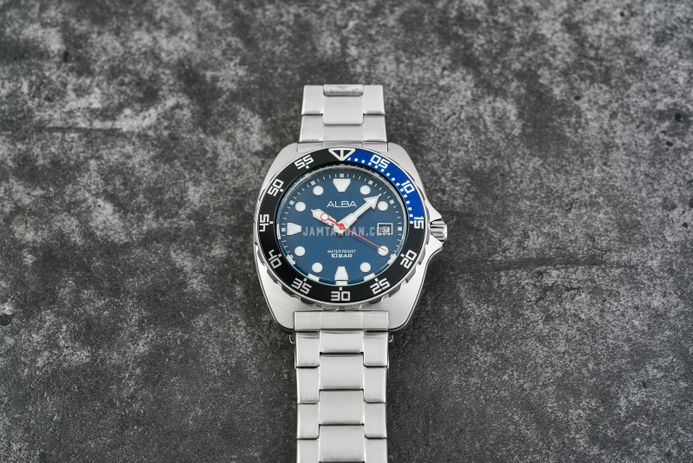 Alba AS9M91X1 Men Batman Blue Dial Stainless Steel Strap