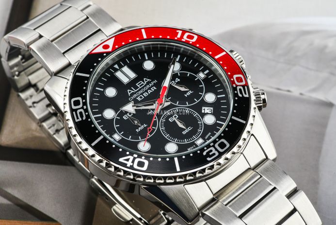 Alba Active AT3J37X1 Men Chronograph Black Dial Stainless Steel Strap