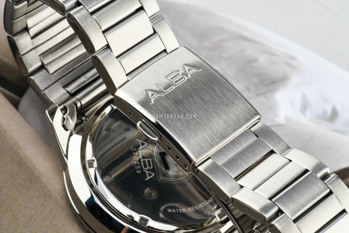 Alba Active AT3J37X1 Men Chronograph Black Dial Stainless Steel Strap