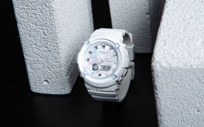 Casio Baby-G BGA-280-7AJF Ladies Digital Analog Dial White Resin Band (JDM)