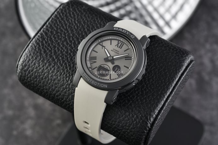 Casio Baby-G BGA-290-8ADR Standard Ladies Grey Digital Analog Dial Light Grey Resin Band