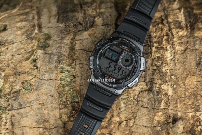 Casio General AE-1000W-1BVDF 10 Year Battery Life Digital Dial Black Resin Band