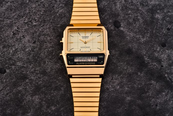Casio General AQ-800EG-9ADF Light Gold Dial Gold Stainless Steel Band
