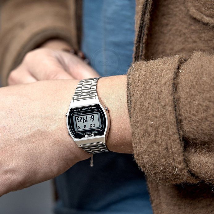Casio Standard B640WD-1AVDF Digital Dial Stainless Steel Band