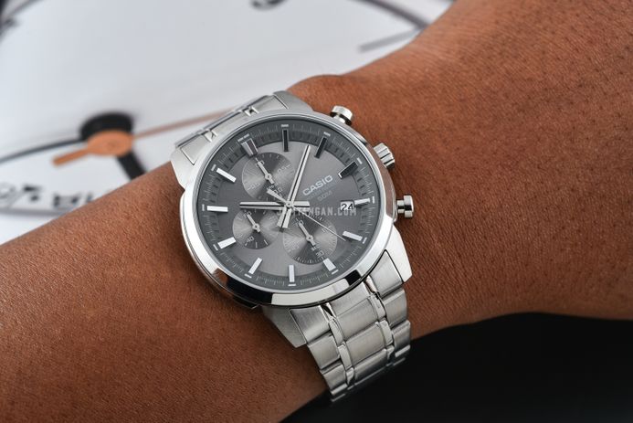 Casio General MTP-E510D-8A MTP-E510D-8AVDF Chronograph Men Grey Dial Stainless Steel Band | JAMTANGAN.COM