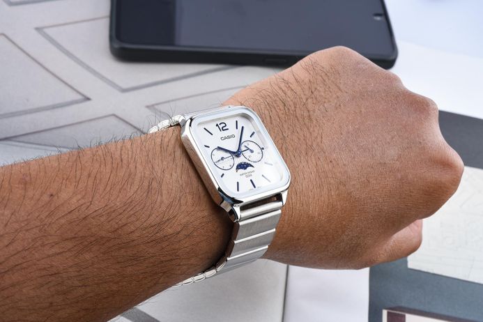 Casio General MTP-M305D-7A MTP-M305D-7AVDF Men Moon Phase Casio General MTP-M305D-7A MTP-M305D-7AVDF Men Moon Phase