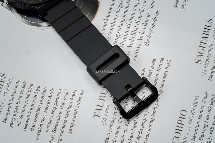 Casio General MW-240-1E2 MW-240-1E2VDF Analog Men Black Dial Black