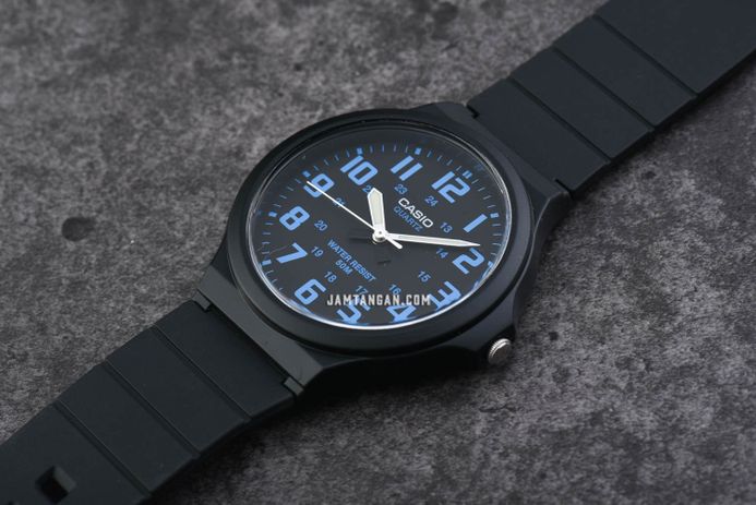 Casio General MW-240-2BVDF Black Dial Black Resin Band