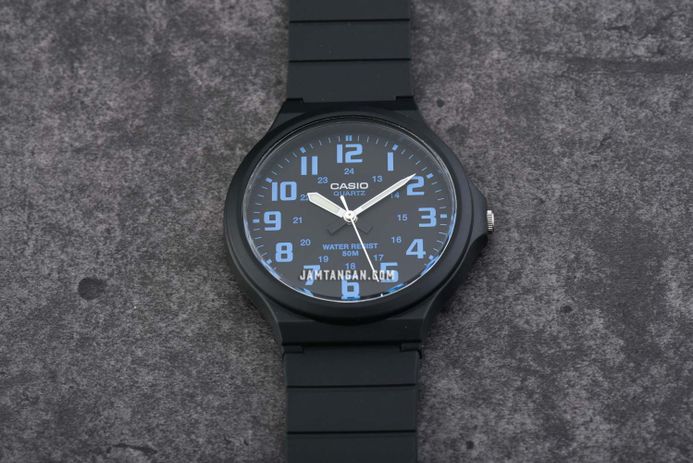 Casio General MW-240-2BVDF Black Dial Black Resin Band