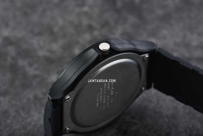Casio General MW-240-2BVDF Black Dial Black Resin Band