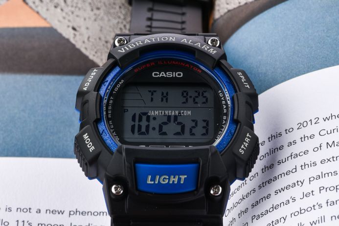 Casio Orologio Digitale Quarzo da Uomo con Cinturino in Resina W-736H-1AVCF