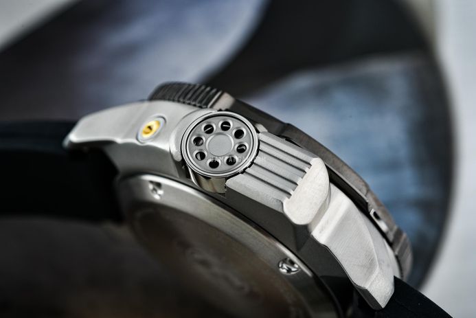 Citizen Promaster BJ2168-01E Aqualand Eco Drive Black Dial Black Rubber Strap + Extra Strap