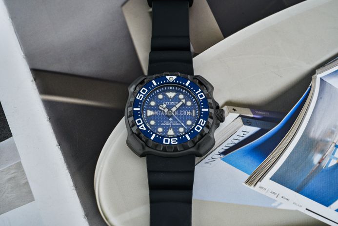 Citizen Promaster BN0225-04L Whale Shark Marine Super Titanium + Extra Strap Limited Edition