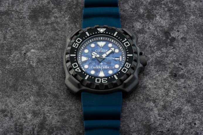 Citizen Promaster BN0227-09L Scuba Whale Shark Retrozilla Divers Blue Camo Dial Polyurethane Strap