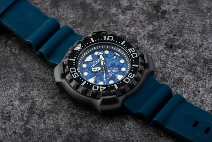 Citizen Promaster BN0227-09L Scuba Whale Shark Retrozilla Divers Blue Camo Dial Polyurethane Strap