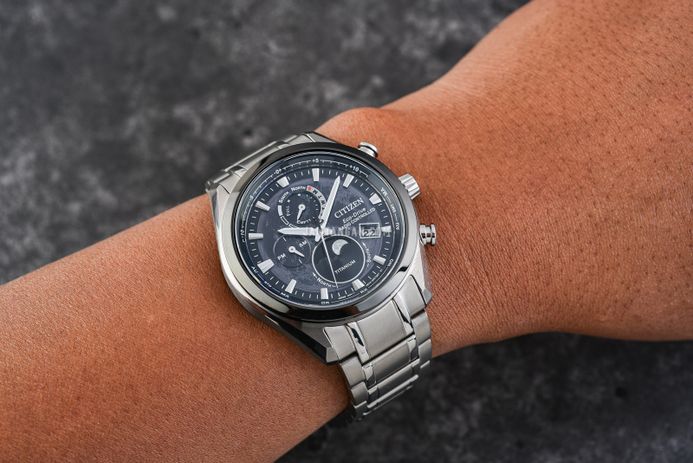 Citizen Eco Drive BY1018-80E Men Tsuki-yomi Black Moon Phase Dial Titanium Strap