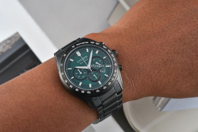 Citizen Chronograph CA4455-86X Men Green Dial Black Stainless Steel Strap