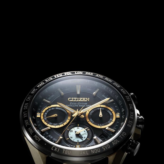 Citizen Eco Drive CC4016-75E Hakuto-R Satellite Wave GPS Super Titanium  Strap Limited Edition