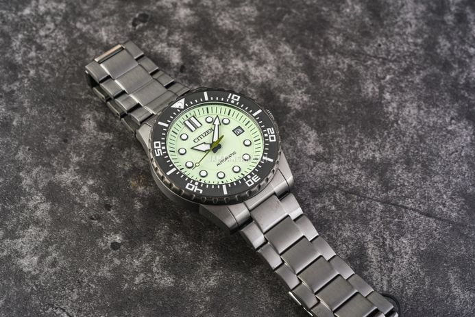 Citizen Mechanical NJ0177-84X Automatic Men Green Luminous Dial Gunmetal Stainless Steel Strap