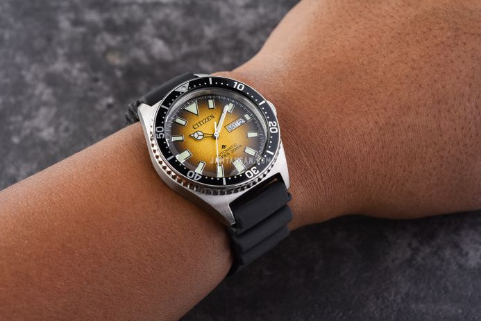 Citizen Promaster NY0120-01X Automatic Men Yellow Gradient Dial Black Rubber Strap