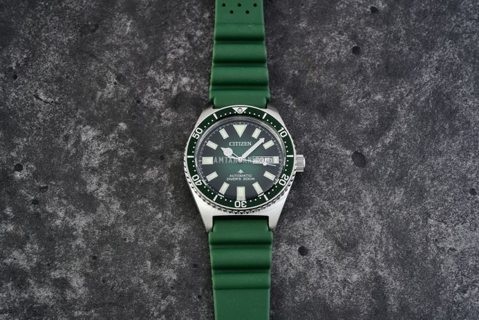 Citizen Promaster NY0121-09X Marine Automatic Diver Green Dial Green Polyurethane Strap