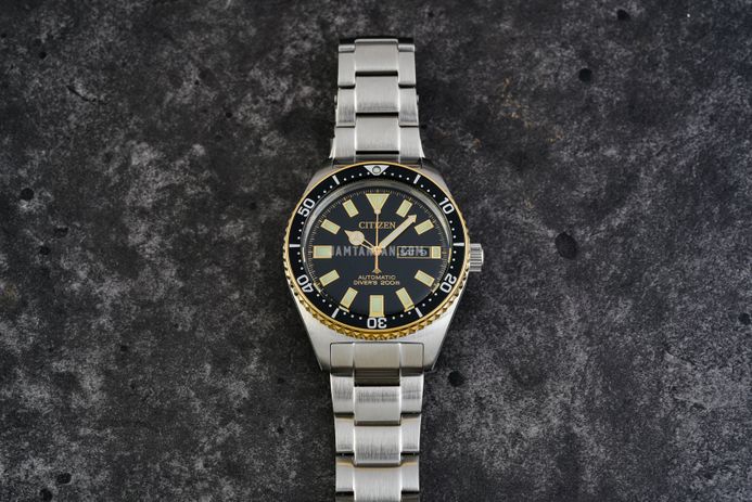 Citizen Promaster NY0125-83E Automatic Diver Black Dial Stainless Steel Strap