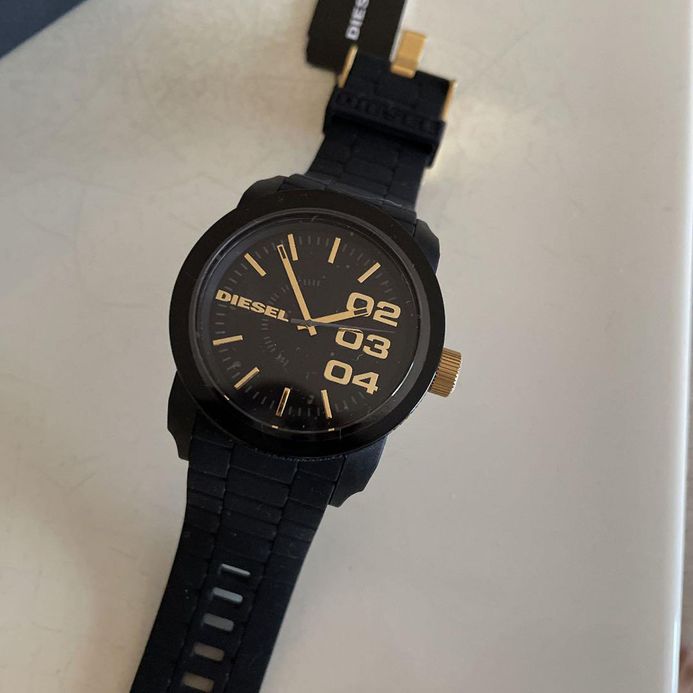 Diesel men's double down silicone strap black outlet