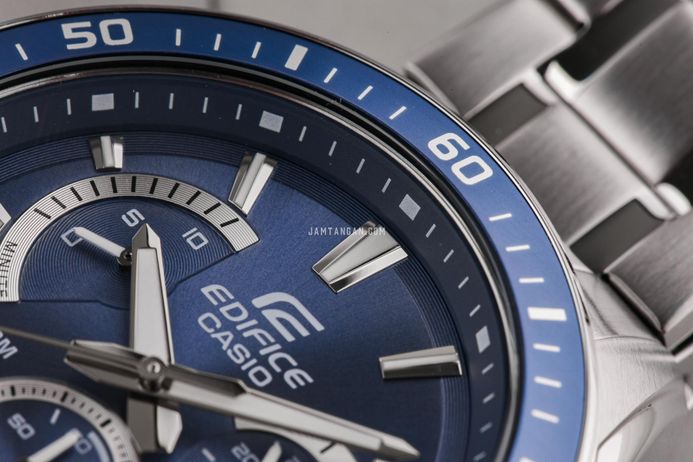 Casio Edifice EFR-552D-2AVUDF Chronograph Men Blue Dial Stainless Steel Band