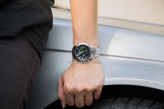 Edifice eqb 900d top