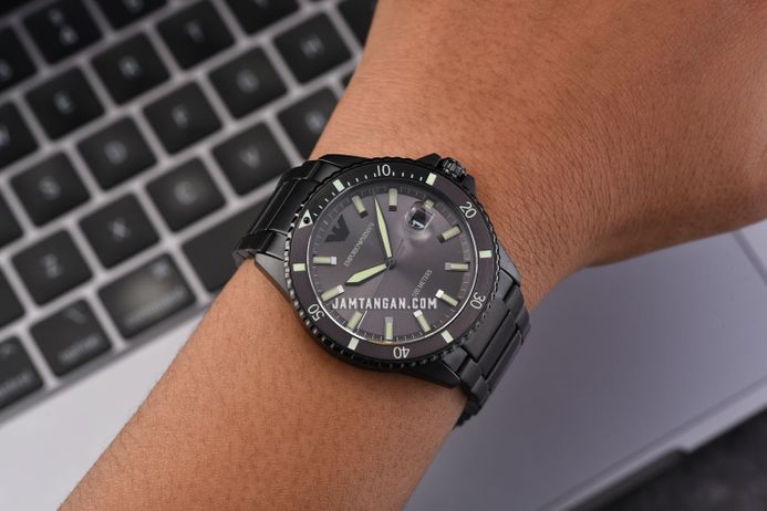 Emporio Armani Fashion AR11398 Men Dark Grey Dial Black Stainless