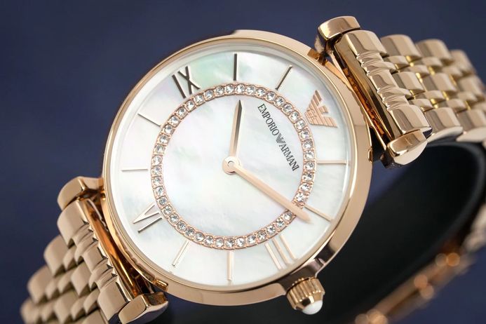 ★人気商品★EMPORIO ARMANI Classic Mother of Pearl AR1909 Emporio Armani Classic Mother of Pearl Dial Ladies Watch