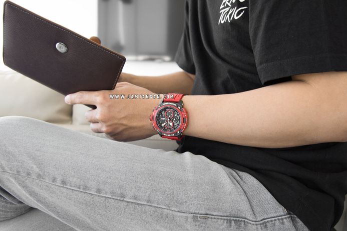 Expedition Chronograph E 6781 MC RIPBARE Men Black Dial Red Rubber Strap