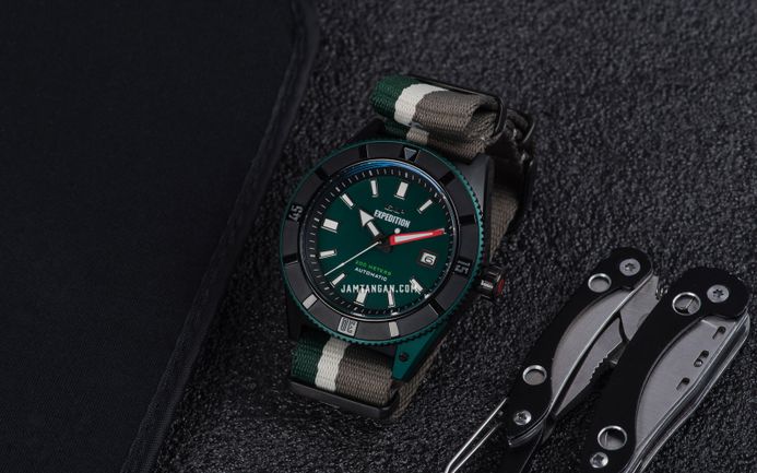 Expedition Automatic E 6819 MA NIPGN Water Resistant 200M Men Green Dial Nylon Strap
