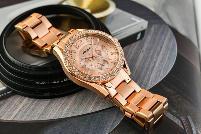 Fossil riley rose gold hotsell