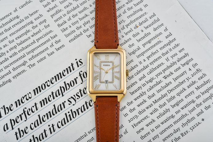 Fossil Raquel ES5307 Ladies Mother Of Pearl Dial Brown Leather