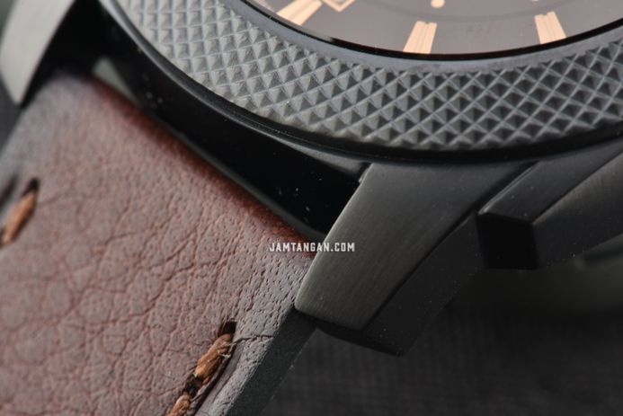 Fossil Machine FS5972 Men Brown Dial Brown Leather Strap