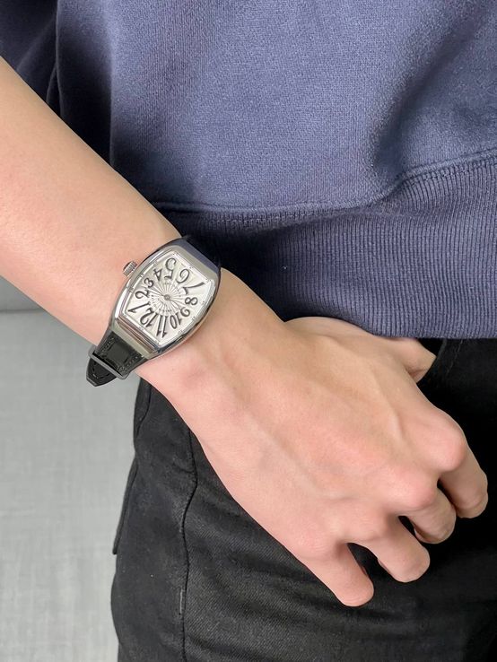Franck Muller Vanguard V32-QZ-AC-NR-WH Steel White Dial
