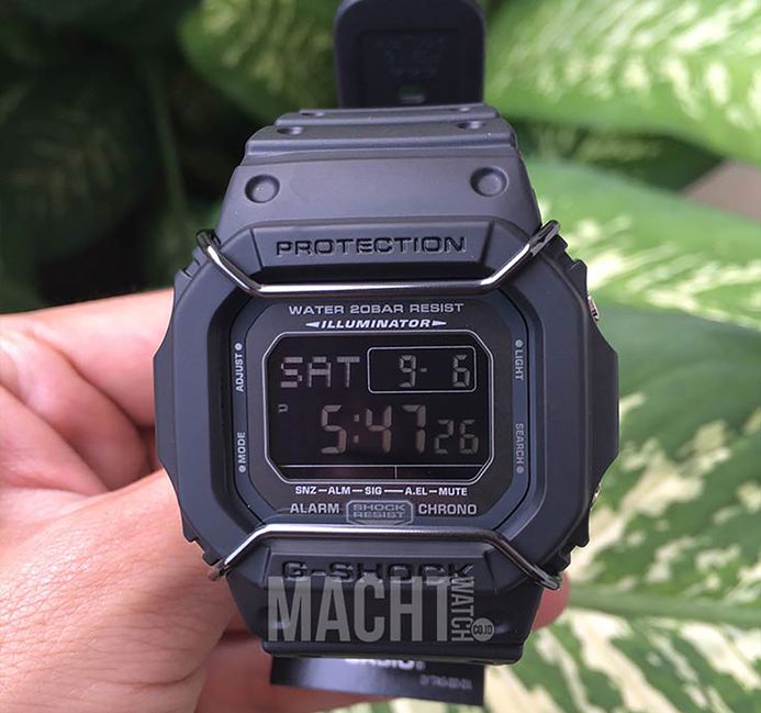 Casio G-Shock DW-D5600P-1 DW-D5600P-1JF Wristwatch Men Casio G-Shock DW-D5600P-1 DW-D5600P-1JF Wristwatch Men