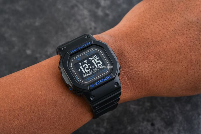 Casio G-Shock DW-H5600-1A2DR Smartwatch G-Squad Heart Monitor Digital Dial Black Resin Band