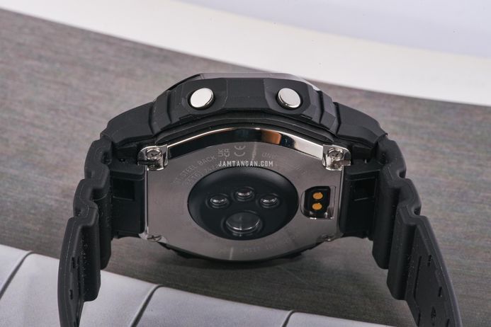 Casio G-Shock DW-H5600MB-1A4DR Smartwatch G-Squad Heart Monitor Digital Dial Black Resin Band