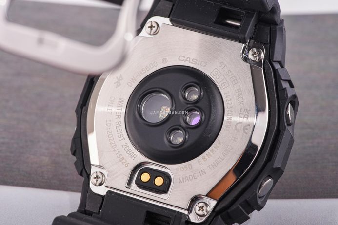 Casio G-Shock DW-H5600MB-1A4DR Smartwatch G-Squad Heart Monitor Digital Dial Black Resin Band